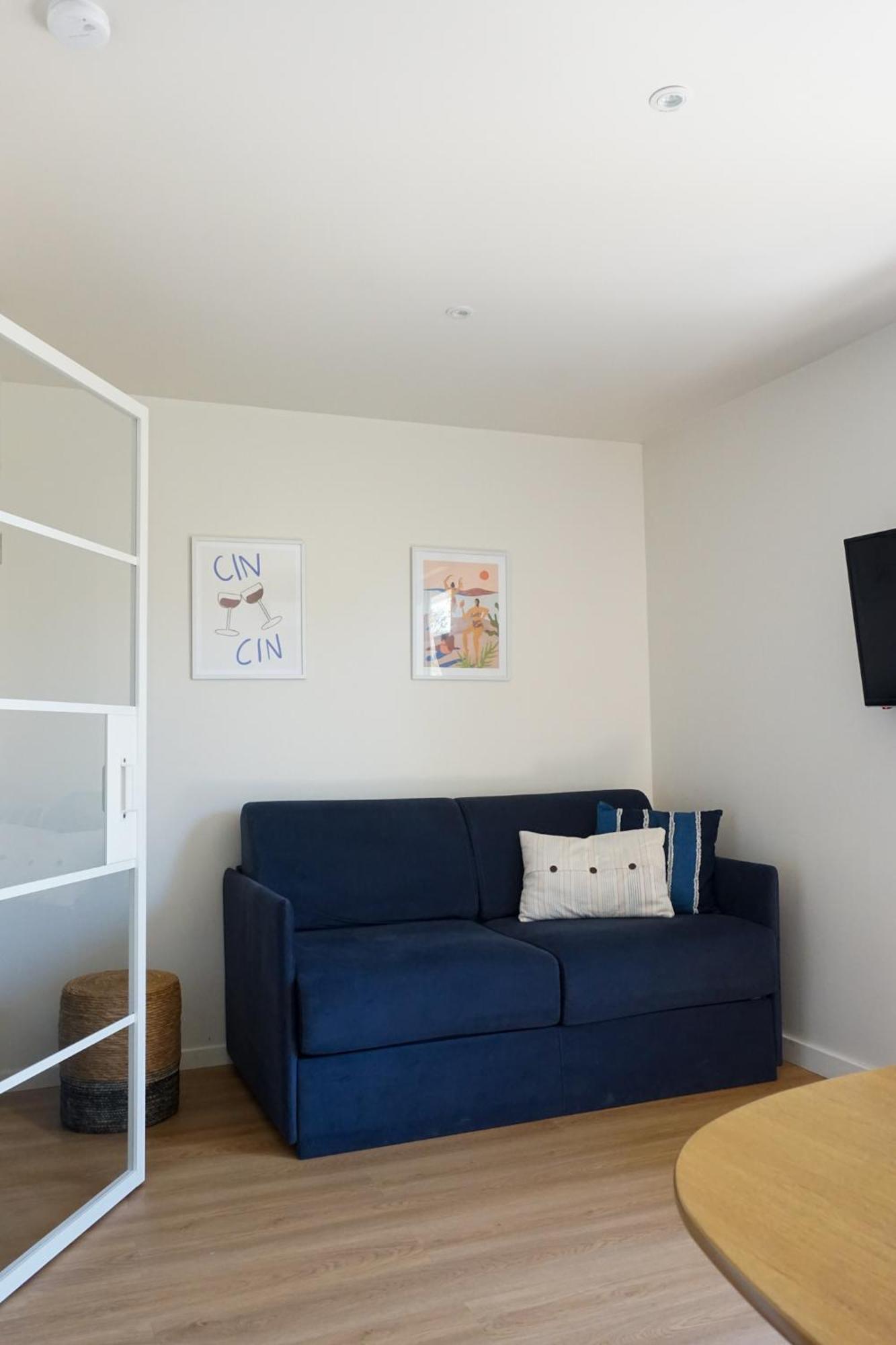 Le Soleil Bleu Hyerois Apartment อิแยร์ ภายนอก รูปภาพ